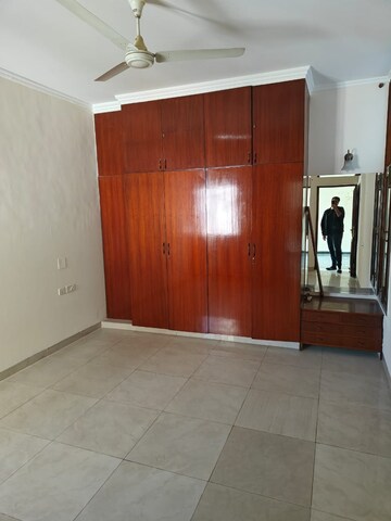 Bedroom in 2 BHK Apartment at Chanakyapuri – for Rent