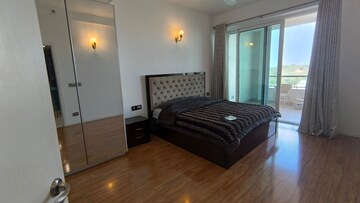 Bedroom in 3 BHK Apartment at DLF The Crest, Sector 54 – for Rent