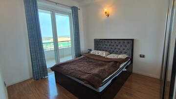 Bedroom in 3 BHK Apartment at DLF The Crest, Sector 54 – for Rent
