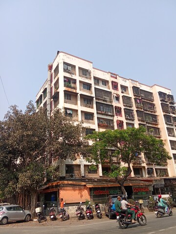 1 BHK Apartment For Rent in BSES Friends CHS Ltd, Borivali West