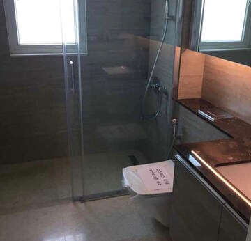 Bathroom in 4 BHK Apartment at DLF The Crest, Sector 54 – for Rent