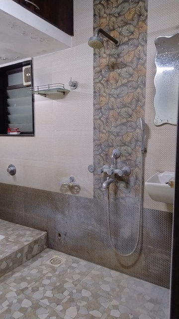 Bathroom in 3 BHK Apartment at Green Acres Apartment, Waghbil – for Sale