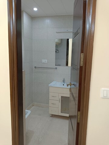Bathroom in 2 BHK Builder Floor at Lajpat Nagar 4 – for Rent