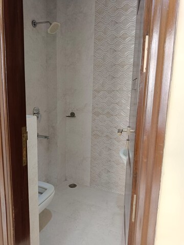 Bathroom in 2 BHK Builder Floor at Lajpat Nagar 4 – for Rent