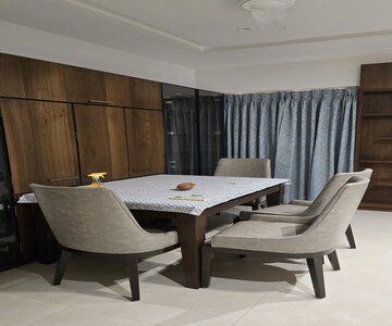 Living Room in 2 BHK Apartment at Dadar East – for Rent