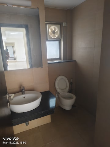 Bathroom in 2 BHK Apartment at DLF The Princeton Estate, Dlf Phase V – for Sale