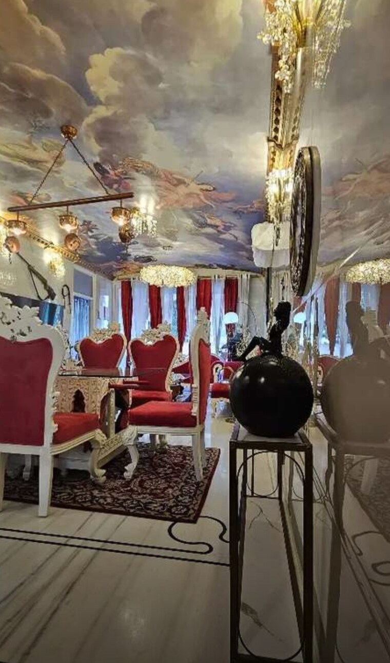 Gym, hazratganj 3 Bedroom 1600 Sq.Ft. Apartment In Hazratganj Lucknow 8347578