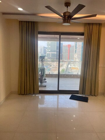 Room in 3 BHK Apartment at Prestige High Fields, Gachibowli – for Rent