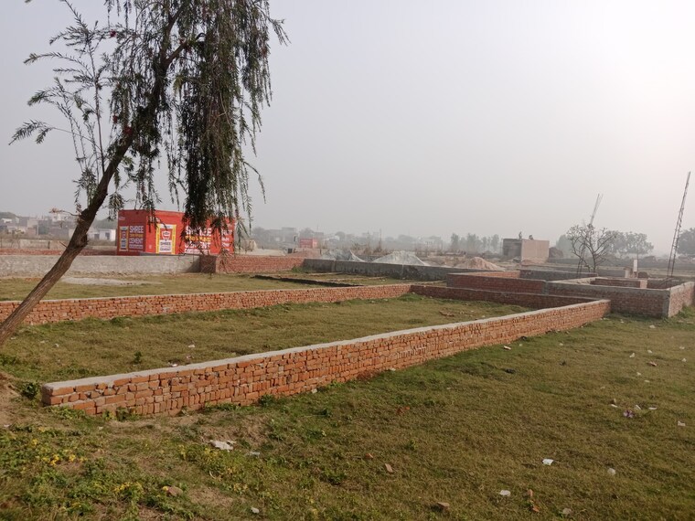 undefined, upsidc site b  100 Sq.Yd. Plot In Upsidc Site B Greater Noida 8347673