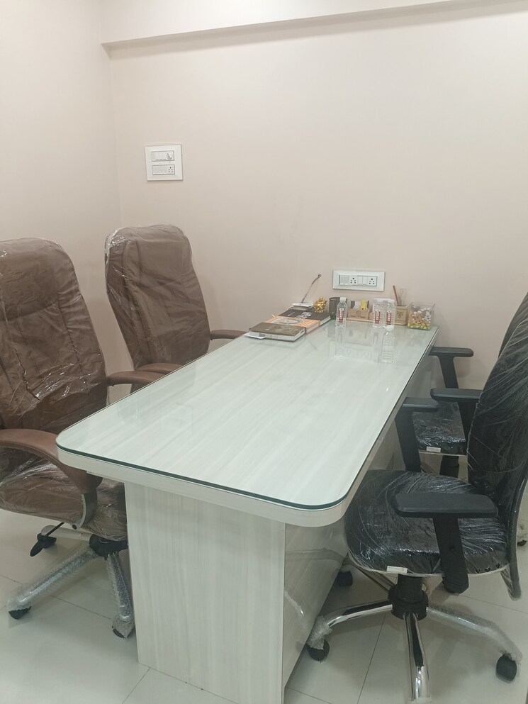 Team Area, mira nagar Commercial Office Space 300 Sq.Ft. In Mira Nagar Mumbai 8347800
