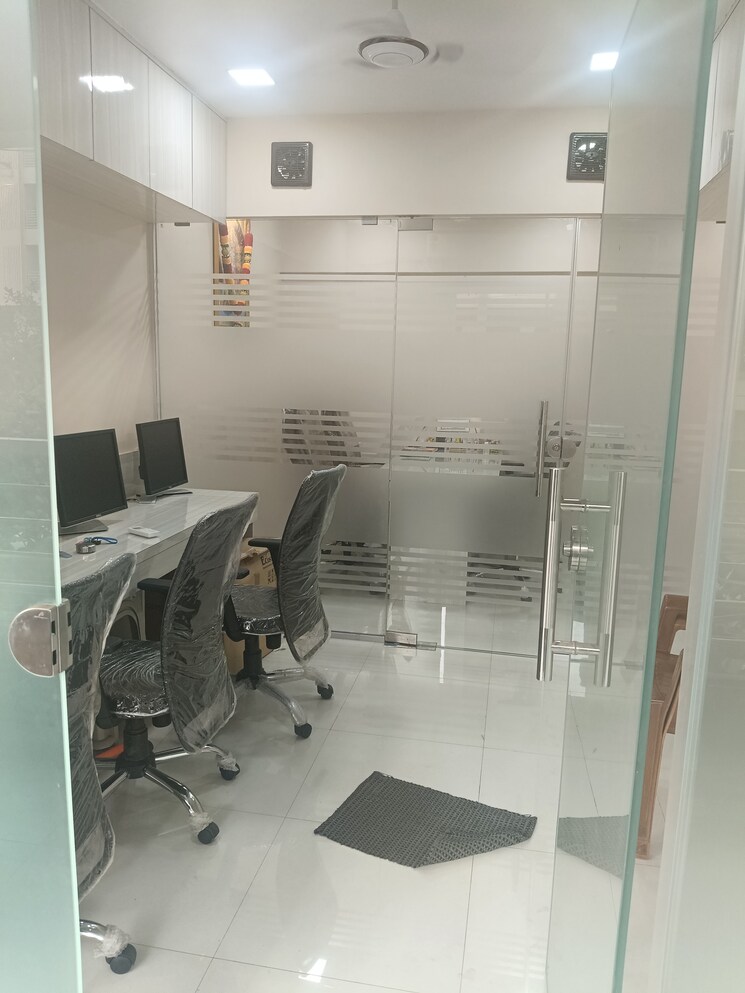 Team Area, mira nagar Commercial Office Space 300 Sq.Ft. In Mira Nagar Mumbai 8347800