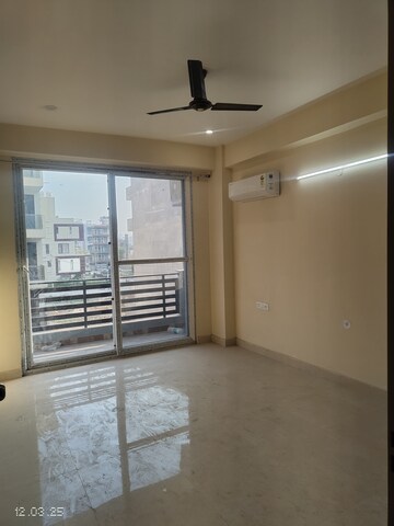 Furnished Amenities in 2 BHK Builder Floor at Sector 57 – for Rent