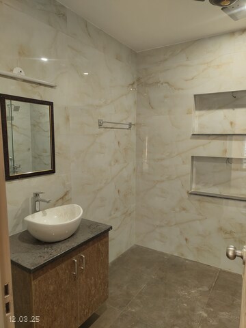 Bathroom in 2 BHK Builder Floor at Sector 57 – for Rent