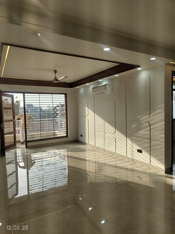 3 BHK Builder Floor For Sale in Sector 57