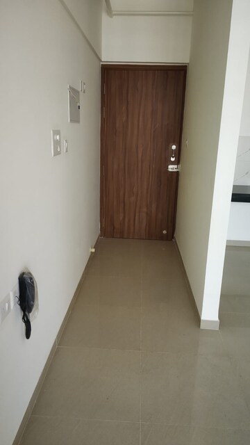 Room in 1 BHK Apartment at Kolte Patil Life Republic, Hinjewadi – for Rent