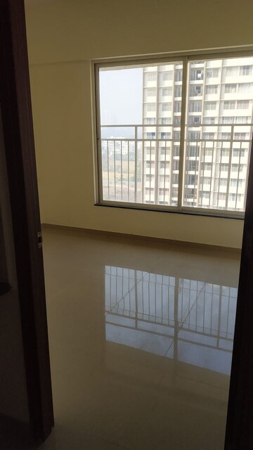 Room in 1 BHK Apartment at Kolte Patil Life Republic, Hinjewadi – for Rent