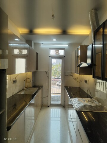 Kitchen in 3 BHK Builder Floor at Sector 57 – for Sale