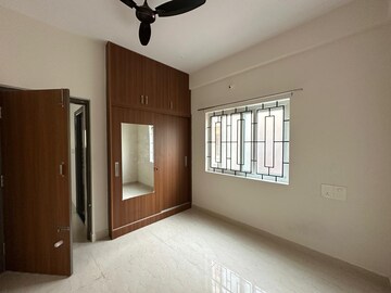 Room in 1 BHK Builder Floor at Hsr Layout – for Rent