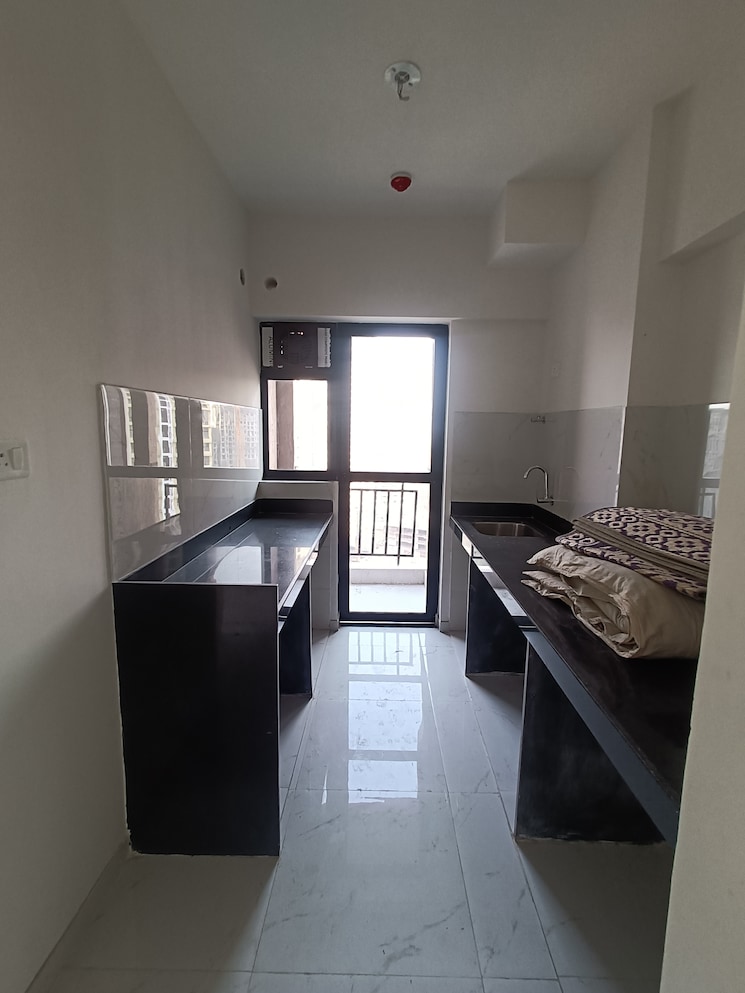 Kitchen, runwal-gardens 1.5 Bedroom 550 Sq.Ft. Apartment In Dombivli East Thane 8347900