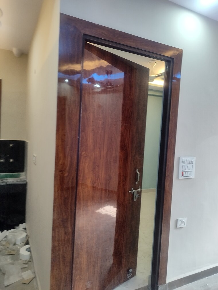 undefined, balaji-enclaves 3 Bedroom 100 Sq.Yd. Apartment In Govindpuram Ghaziabad 8347906