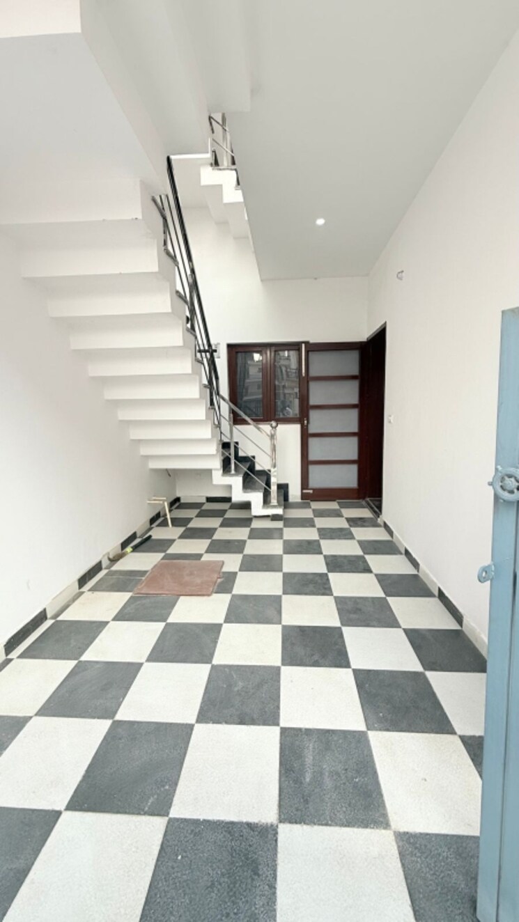 undefined, kharar 4 Bedroom 121 Sq.Yd. Villa In Kharar Mohali 8347955