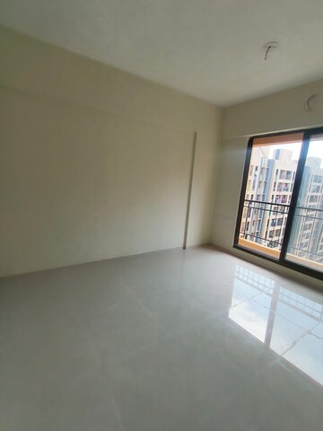 Room in 2 BHK Apartment at Rustomjee Virar Avenue L1 L2 And L4 Wing C And D, Virar West – for Sale