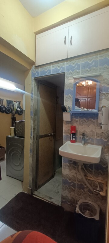 Bathroom in 1 RK Apartment at Akash Darshan, Santacruz East – for Rent