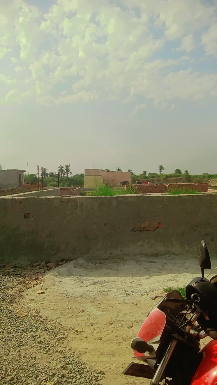 undefined, bhopani village  100 Sq.Yd. Plot In Bhopani Village Faridabad 8348003