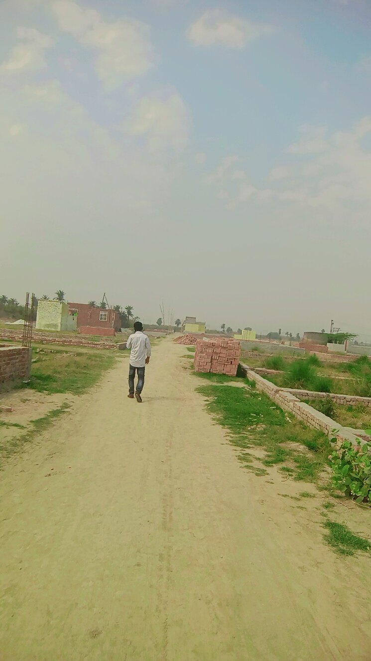 undefined, bhopani village  100 Sq.Yd. Plot In Bhopani Village Faridabad 8348004