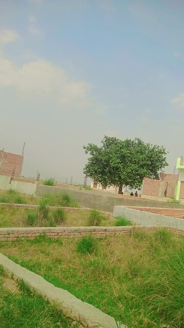  Plot For Sale in Bhopani Village