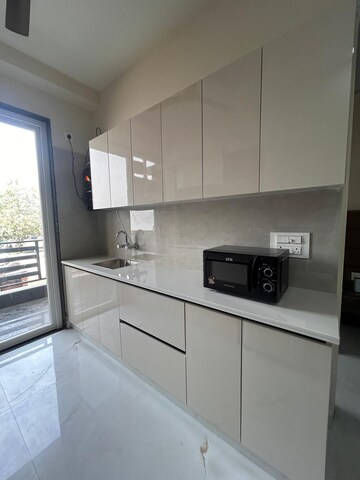 Kitchen in 1 BHK Builder Floor at Sector 56 – for Rent