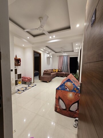 Master Bedroom in 2 BHK Builder Floor at Ardee City, Sector 52 – for Rent