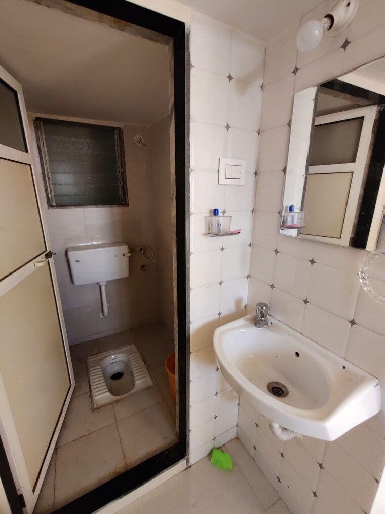 Bathroom, shanti-garden-mira-road 1 RK 335 Sq.Ft. Apartment In Mira Road East Thane 8348014