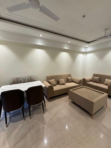 Master Bedroom in 2 BHK Builder Floor at Hong Kong Bazaar, Sector 57 – for Rent