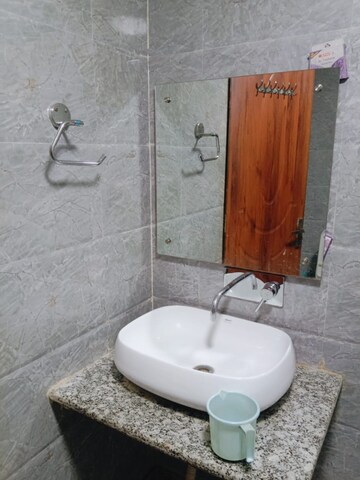 Bathroom in Studio Builder Floor at Sector 45 – for Rent