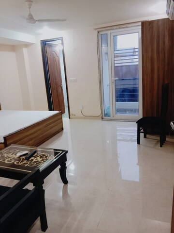 Living Room in Studio Builder Floor at Sector 45 – for Rent