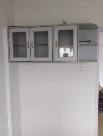 Room in 1 RK Apartment at Dhankawade Mayureshwar Heights CHS, Dhankawadi – for Rent