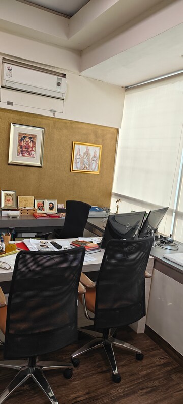 Team Area in  Office Space at Shri Krishna, Andheri West – for Rent