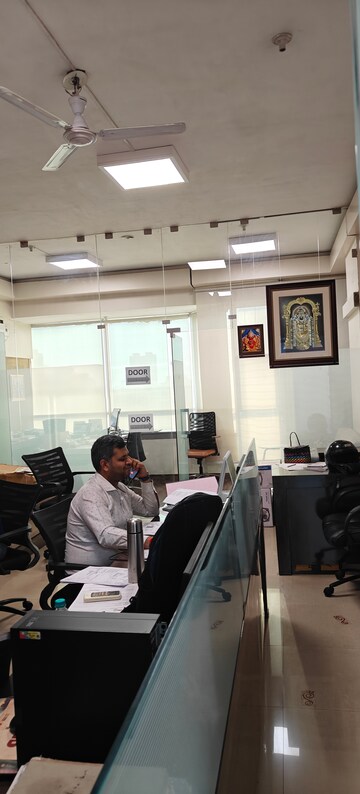  Office Space For Rent in Shri Krishna, Andheri West