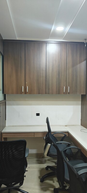 Furnished Amenities in  Office Space at Shri Krishna, Andheri West – for Rent