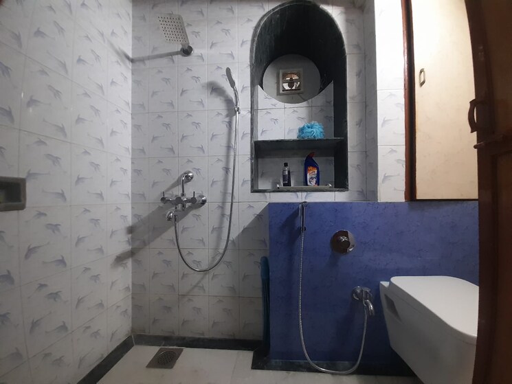 Bathroom, malhar-tower 2 Bedroom 1250 Sq.Ft. Apartment In Goregaon East Mumbai 8348119