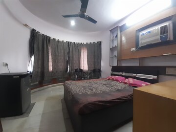 Bedroom in 2 BHK Apartment at Malhar Tower, Goregaon East – for Rent