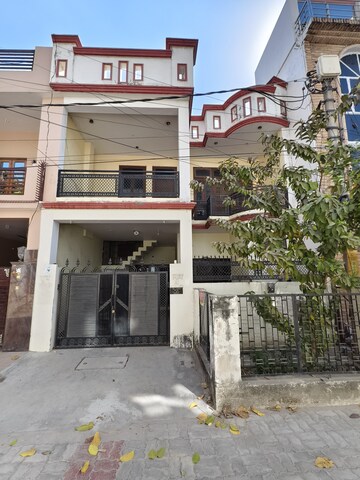4 BHK Independent House – Exterior View View at Jankipuram - for Sale