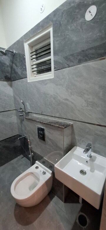 Team Area in 5 BHK Villa at Chikkagubbi Village – for Sale