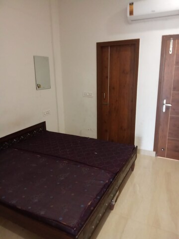 Bedroom in 2 BHK Apartment at Kharar Mohali Road – for Rent