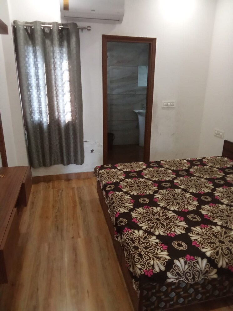 Bedroom, kharar mohali road 2 Bedroom 900 Sq.Ft. Apartment In Kharar Mohali Road Kharar 8348203