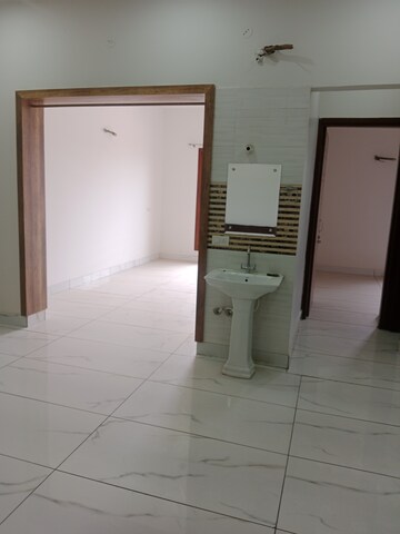 Living Room in 3 BHK Builder Floor at Sector 7 – for Rent