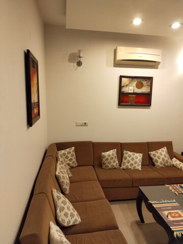 Living Room in 3 BHK Apartment at South City – for Rent