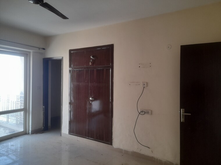 Room, bptp-park-81 3 Bedroom 275 Sq.Yd. Builder Floor In Sector 81 Faridabad 8348533