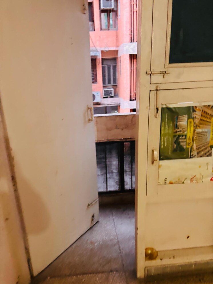 Balcony, ip extension 3 Bedroom 1250 Sq.Ft. Apartment In Ip Extension Delhi 8348588